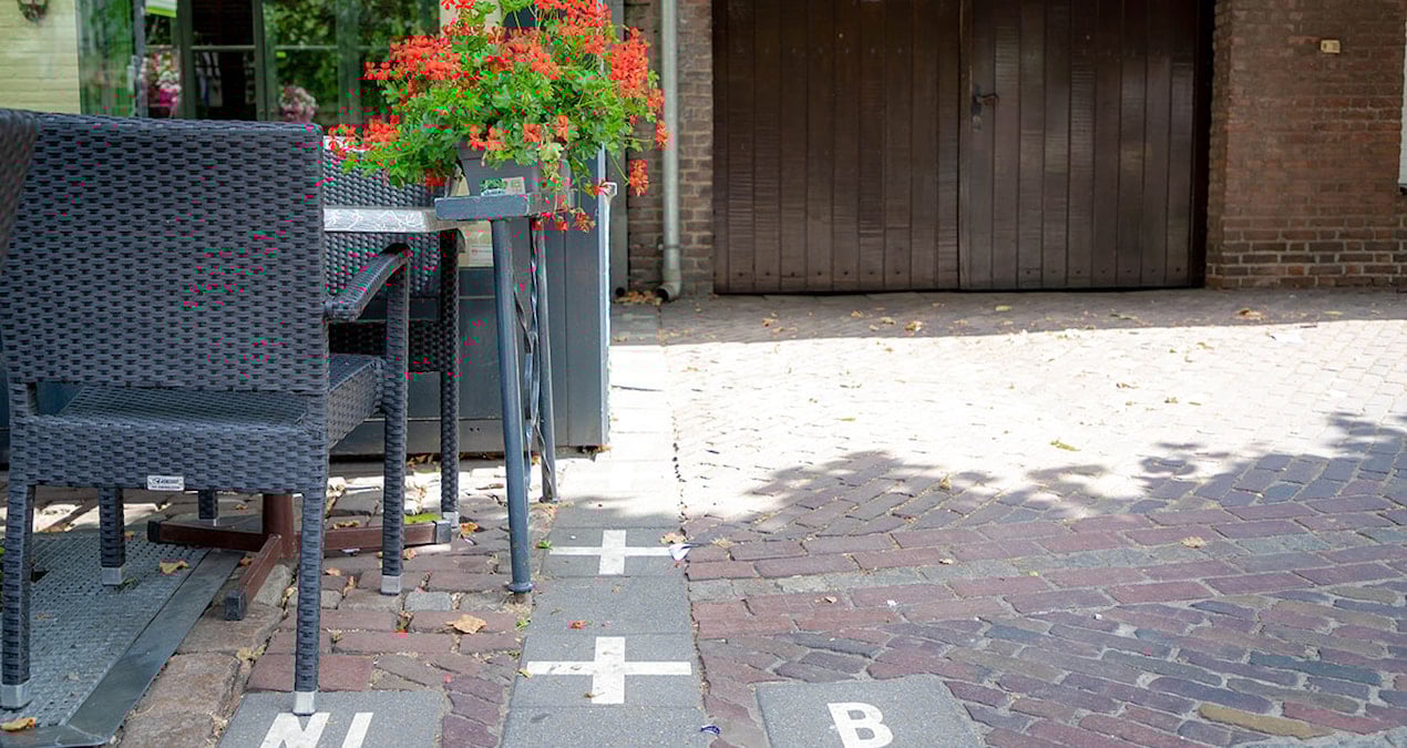 bu evin mutfagi bir ulkede salonu baska ulkede drNVjQvu