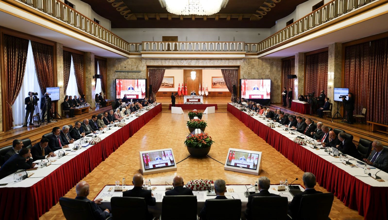 surec komisyonu 10 kez toplandi ORYkJ3HK