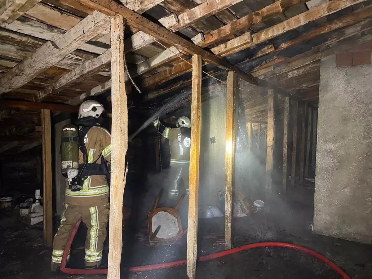 mudanyada apartmanda art arda yangin GTWupZ5E.jpg