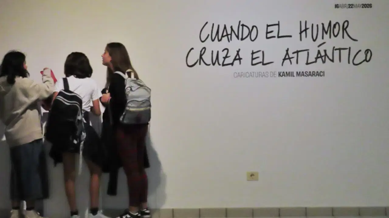 Kamil Masaracı’nın Karikatür Sergisi Santa Lucia’da Sanatseverlerle Buluştu