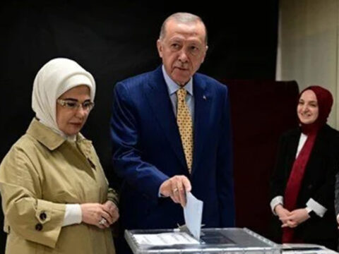 Erdoganin son secim plani kulislerden sizdi iktidarin esas gundemi nato bitince geri geldi eILlTYJL
