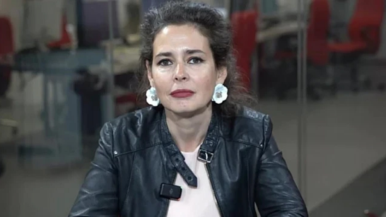 Pelin Batu 6 Şubat özrü: Ahbap paylaşımını kaldırdı Img